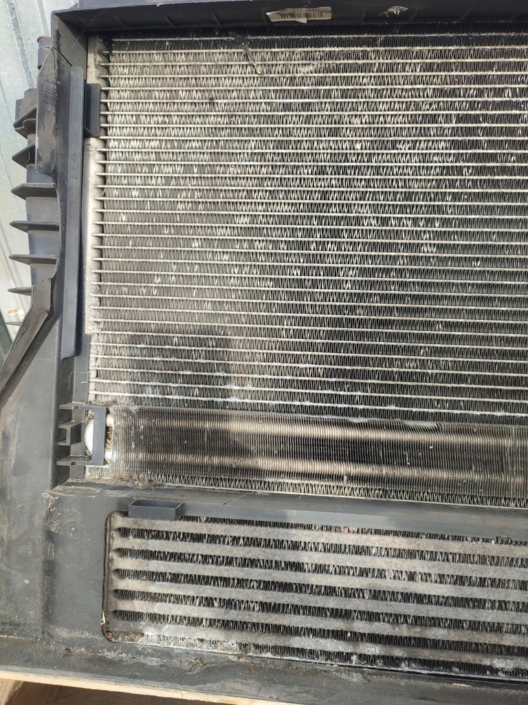 фото №10, Pas передний комплект радиатор bmw e60 e61 2.0d 2003-2010