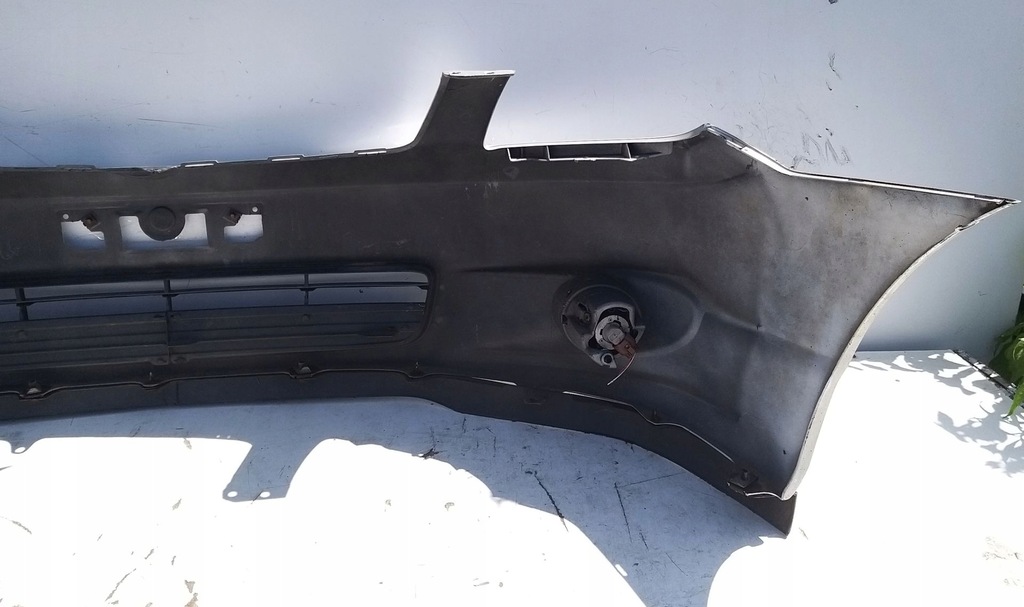 фото №7, Toyota corolla verso i бампер перед передній