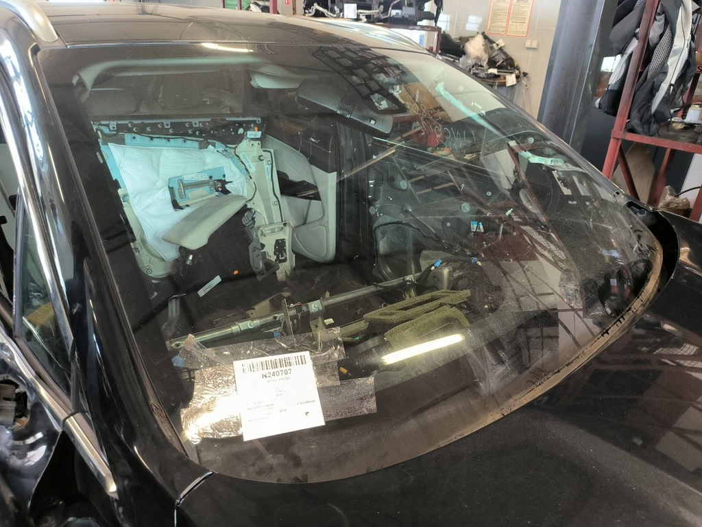 фото №1, Стекло перед лобовое lincoln mkc