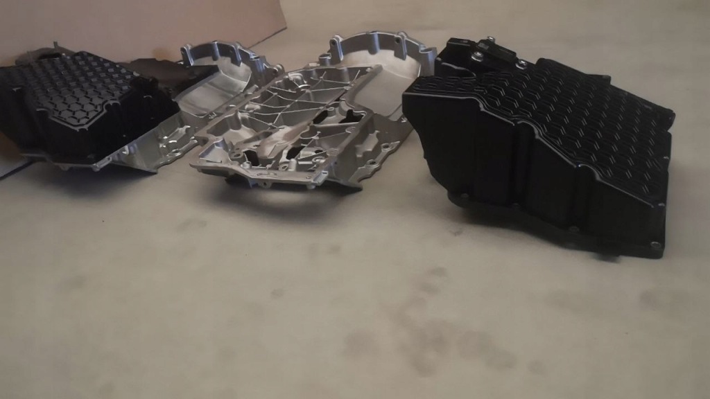 Поддон масляная vw audi a6 c8 q5 a5 a4 06l907660 / 06l103603ap / 06l103603ag Цена