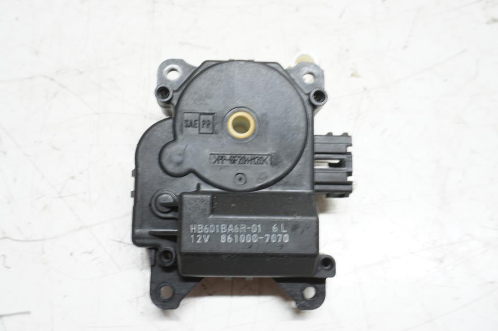 фото №1, Моторчик крышки обдув mazda 5