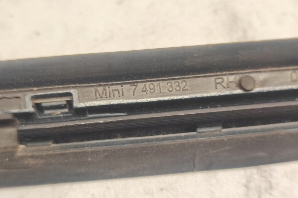 фото №9, Оббивка задніх правих двері mini clubman f54 7491332 2.0l дизель