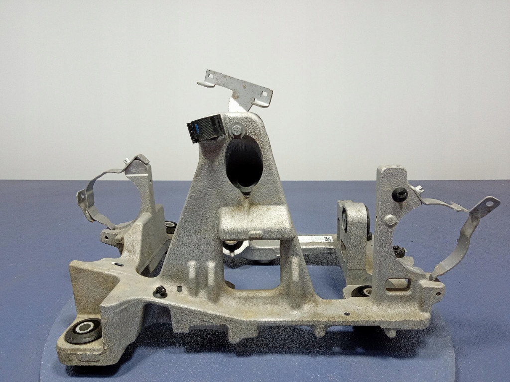 фото №4, Bmw ix3 g08 кронштейн кронштейн компресора 9461041