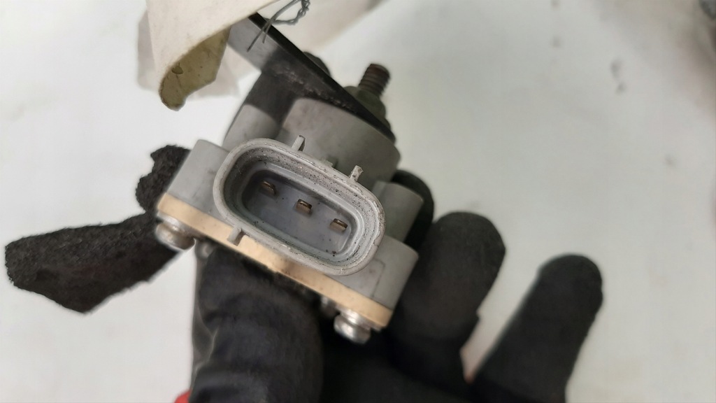 фото №8, Датчик вирівнювання світла 3 pin mazda 3 toyota