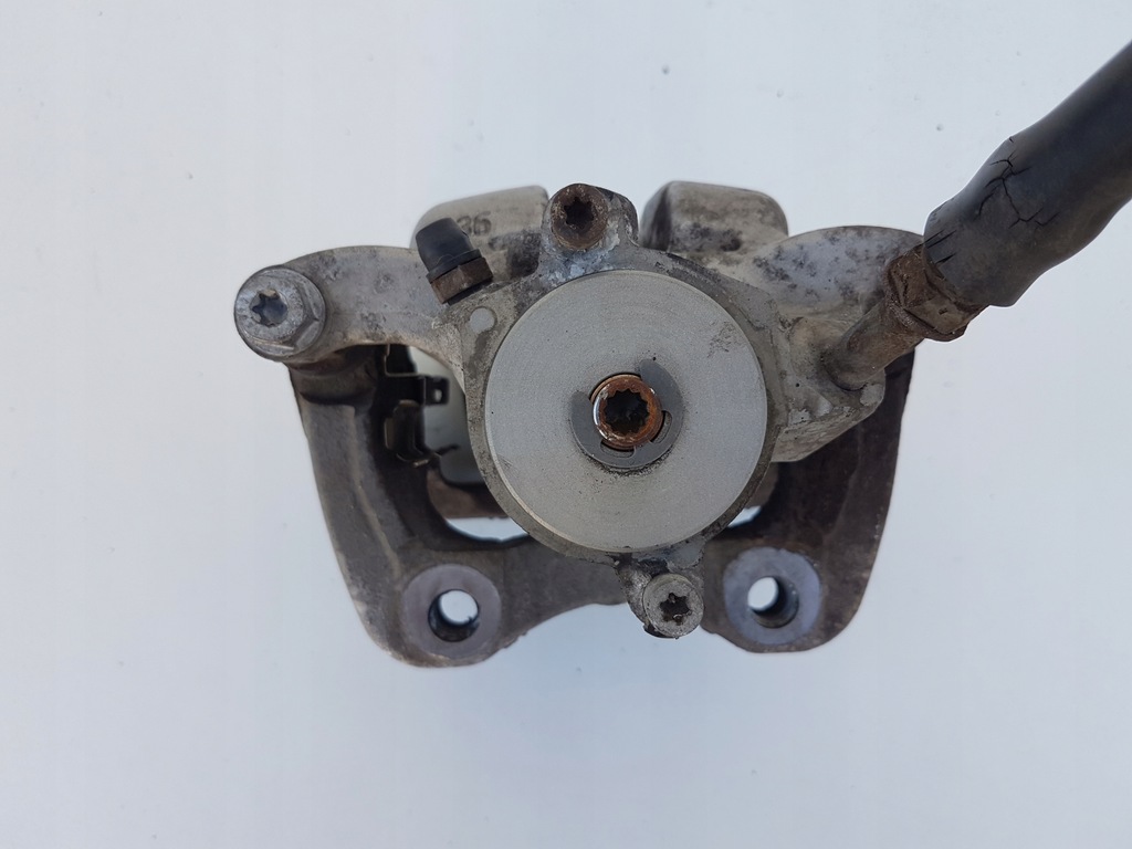 фото №4, Суппорт правый задняя mercedes slk slc w172 r172 11-