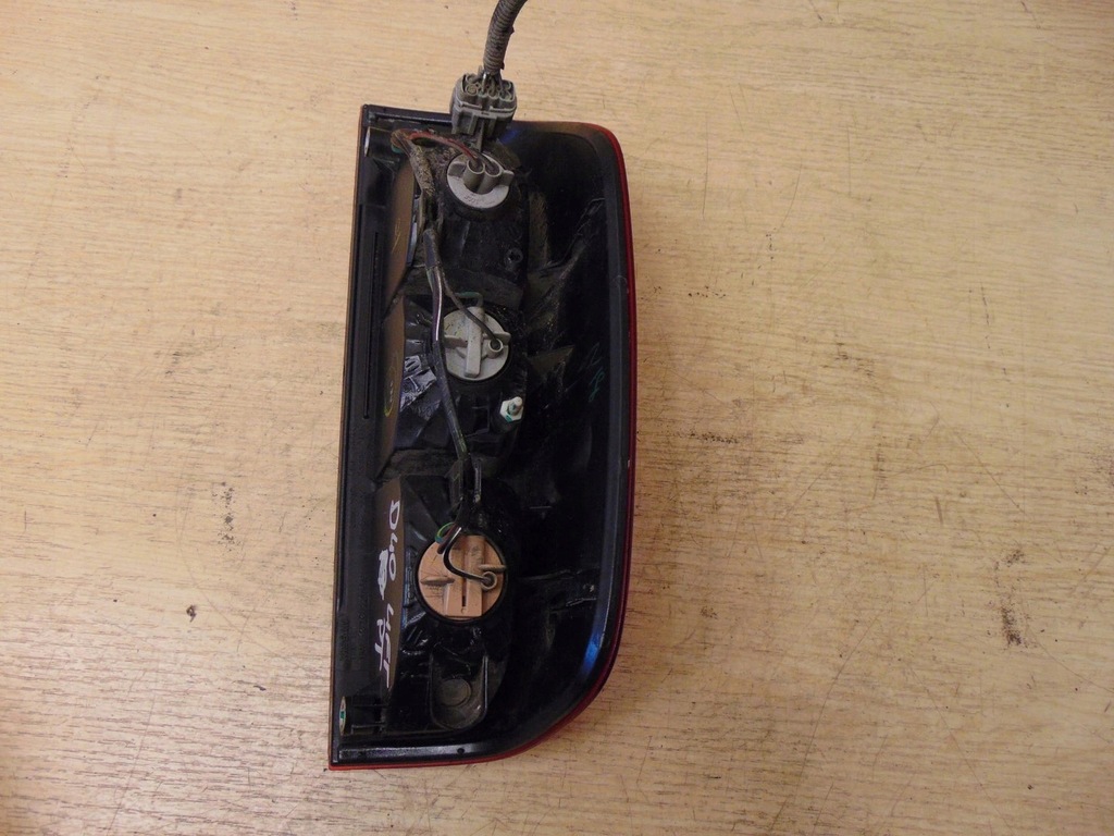 фото №7, Лампа правая задняя nissan navara d40 lift europa