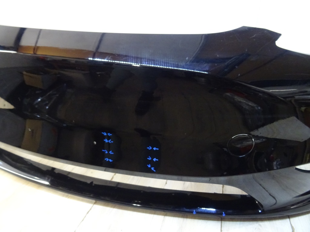 Tesla model y бампер перед передний llu в Украине