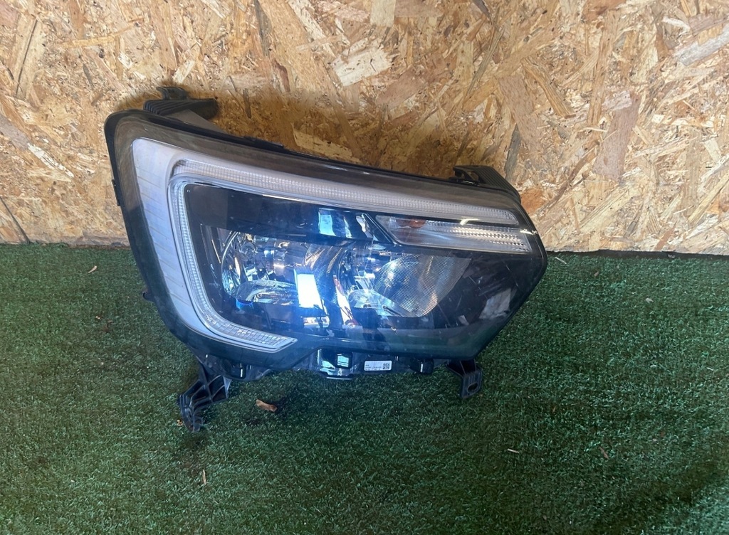 фото №1, Renault master iv лампа права передня led правий перед 260105567r