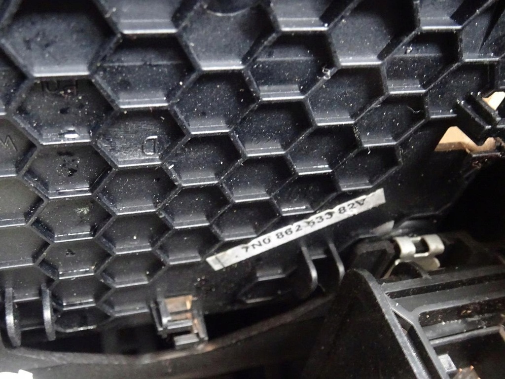 фото №10, Vw sharan seat alhambra 7n подлокотник туннель средний корпус 7n0862533