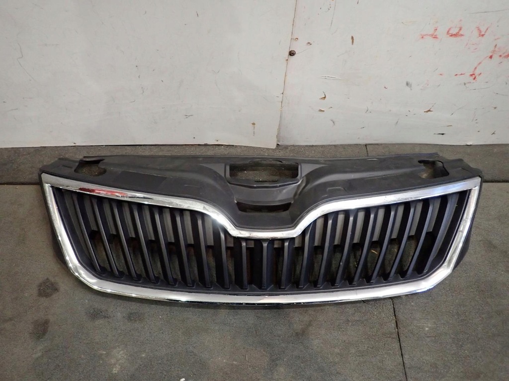 фото №1, Решітка радіатора skoda rapid 2012- 5ja853668