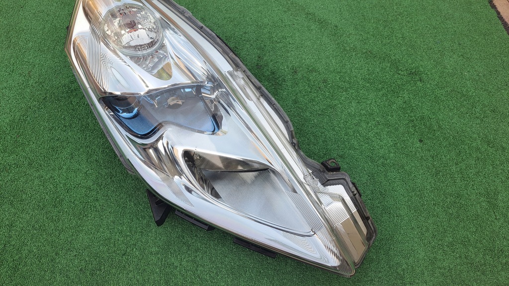 фото №1, Nissan leaf full led лампа передняя kpl