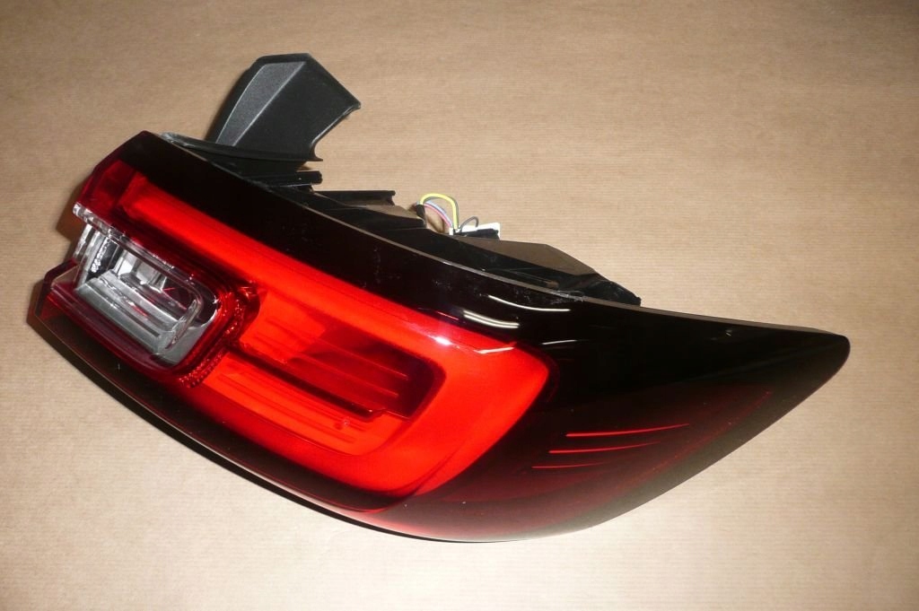 фото №2, Лампа задня renault clio iv права