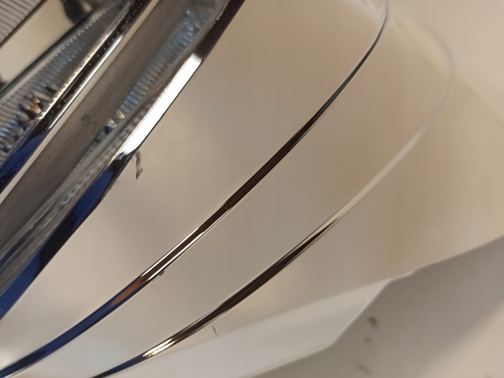 фото №4, Suzuki swift mk8 салон рамка лампы левый задняя