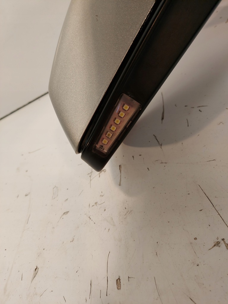 фото №8, Зеркало правое bmw e60 354/7 3 pin led titansilber