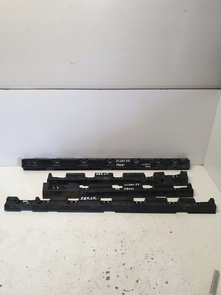 фото №1, Bmw x1 e84 направляющая кронштейн порог порог 2991497