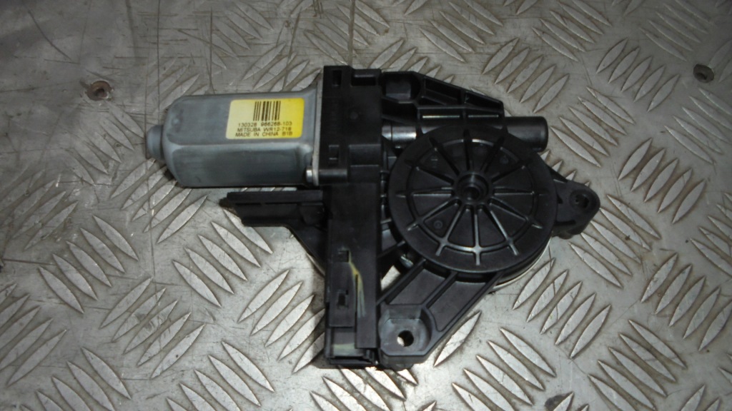 фото №1, Моторчик підйому скло volvo v40 ii d2 2014