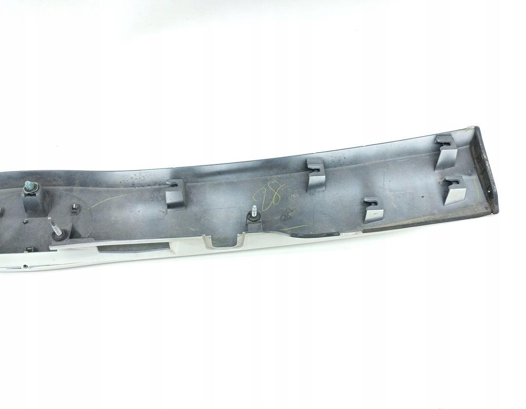 фото №7, Накладка молдинг крышки багажника toyota prius iii 76801-47070