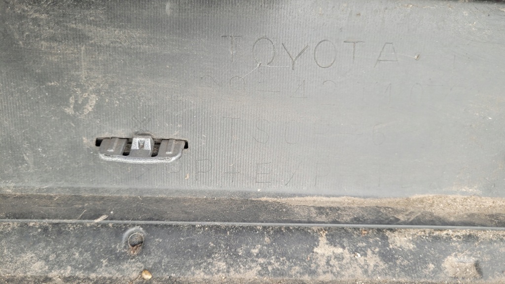 Купить Toyota rav4 рестайлинг  15- накладка бампера задняя спойлер диффузор накладка-спойлер // 1337