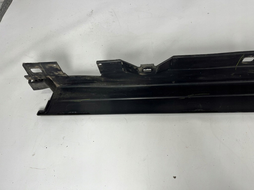 фото №14, Молдинг поріг ліва mercedes glb x247