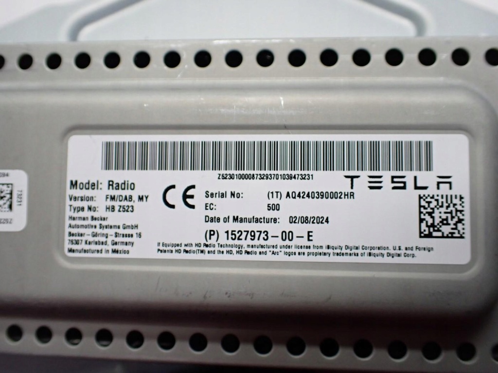 Модуль блок управления радио 1527973-00-e tesla model y 24r Цена