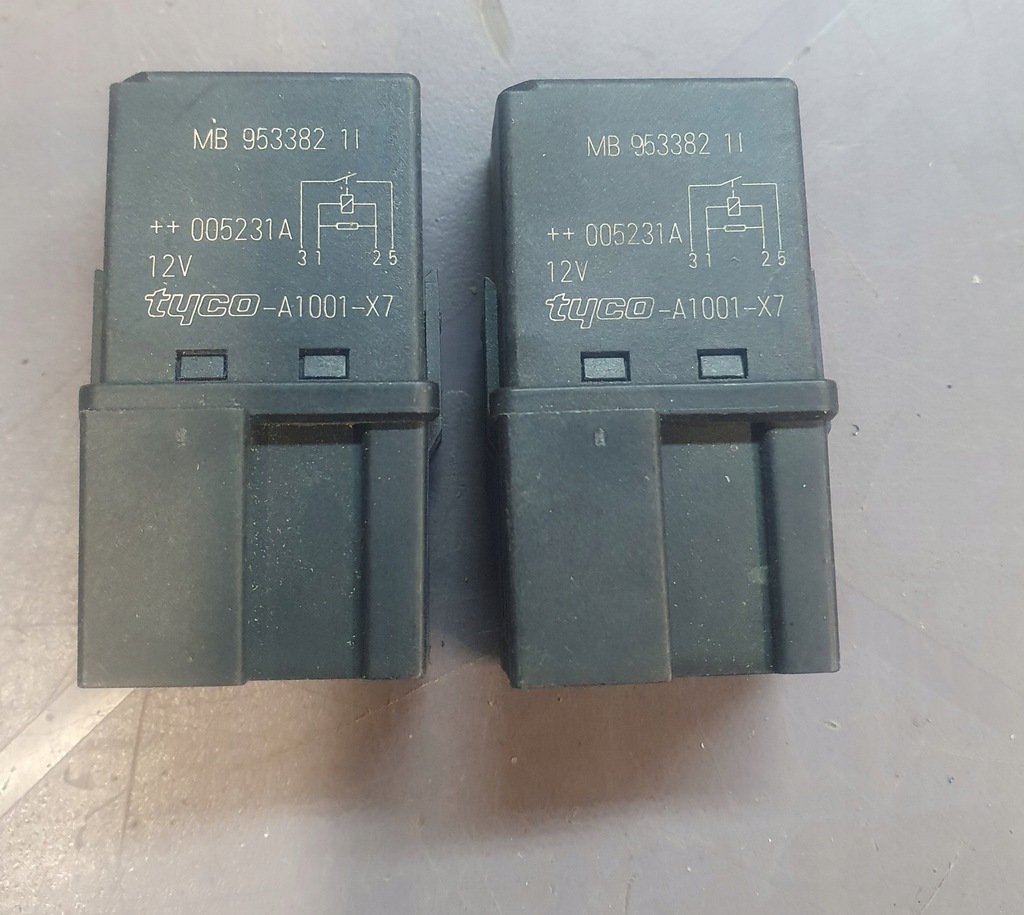 фото №1, Реле tyco mb953382 2szt