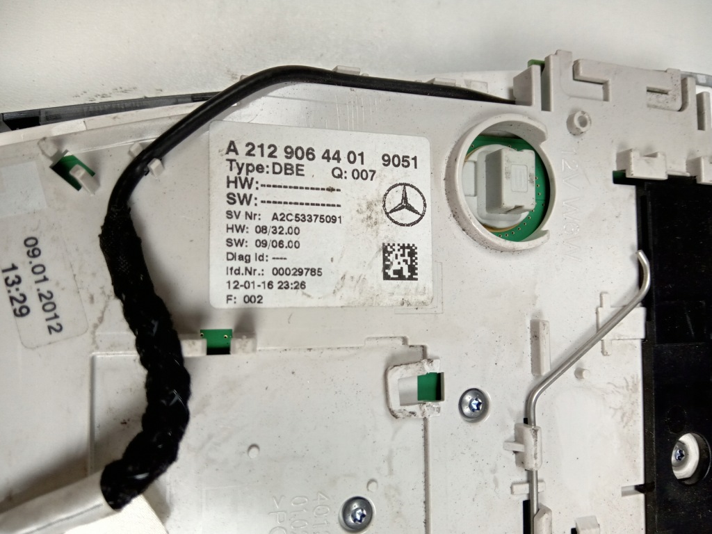 фото №6, Лампа стельовий mercedes e klasa w212 a2129064401