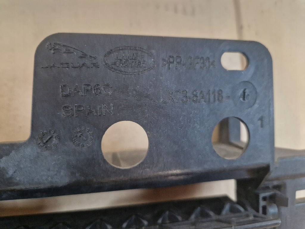 фото №7, Jaguar f-pace 2021- жалюзи воздуховод воздуха lx73-8a118