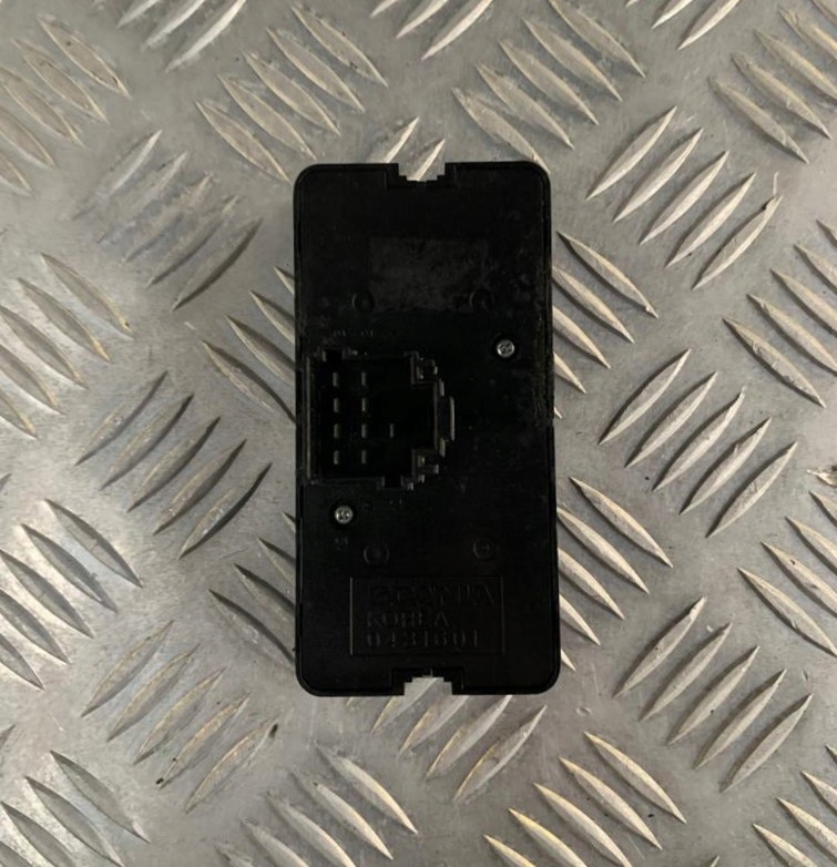 фото №4, Панель выключатель противотуманных фар света scania r 0431601