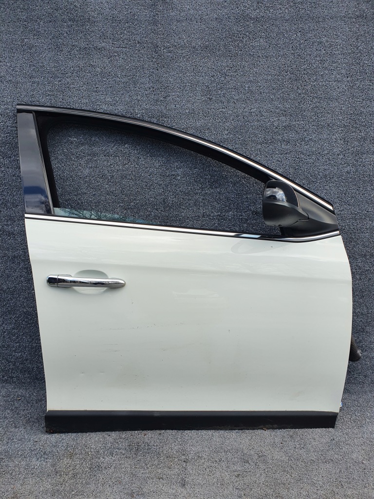 фото №1, Дверь передние правое lancia delta