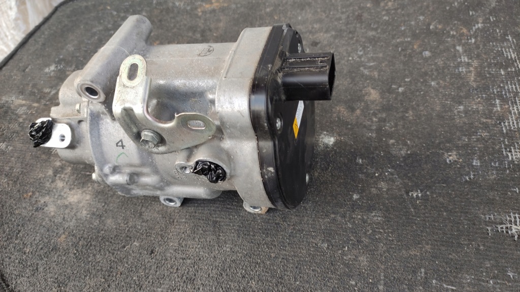 фото №1, Toyota corolla e21 ux c-hr 1.8 h компресор кондиціонера