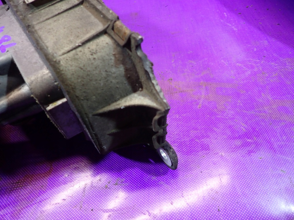 фото №6, Toledo ii 1.9 tdi домкрат переключения передач 1j0711049t