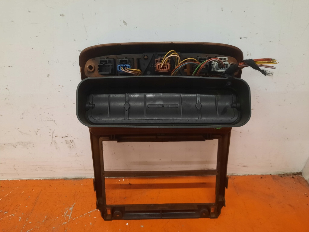 фото №4, Peugeot 307 01-05 рамка радіо навігації 9634505077