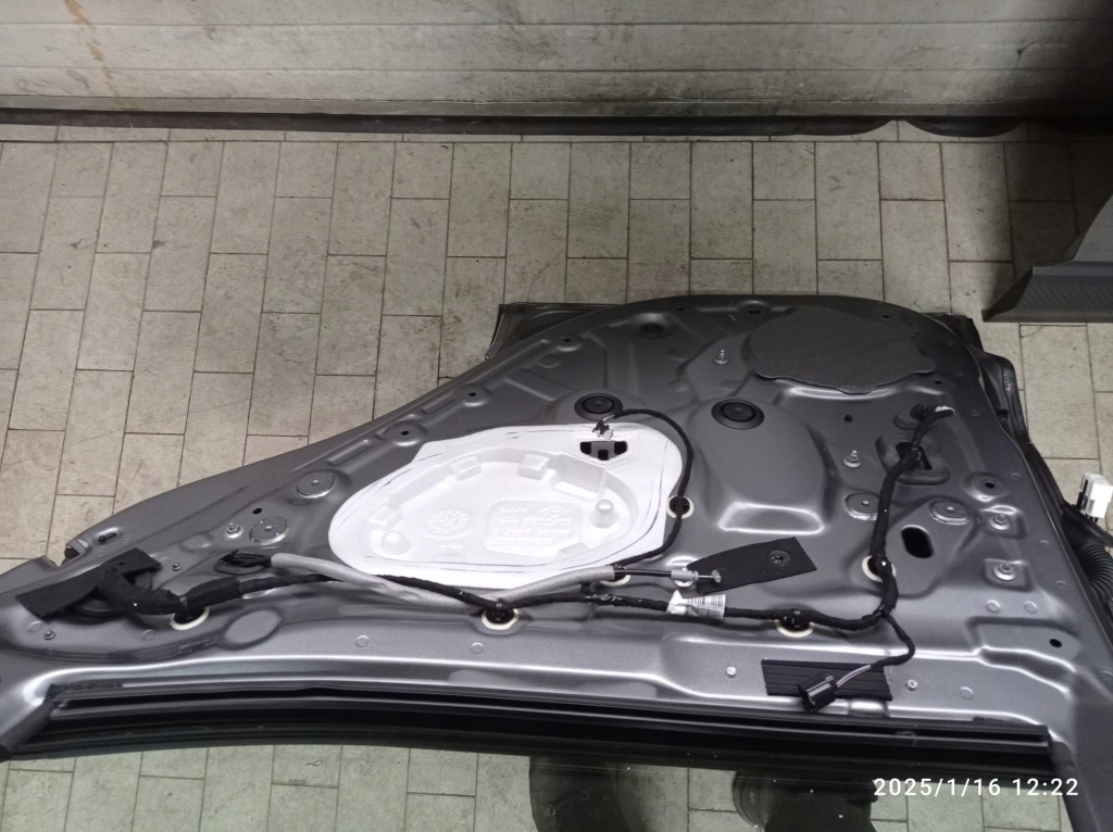 Дверь стекло renault megane v e-tech biyuy состояние b.dobry Недорого