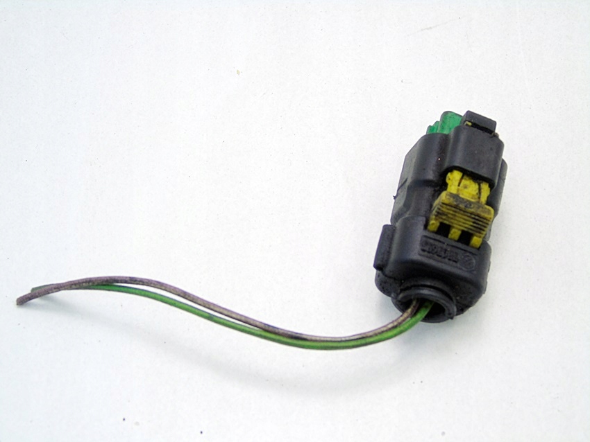 фото №3, Штекер колодка 1.3 cdti corsa d agila meriva combo swift splash