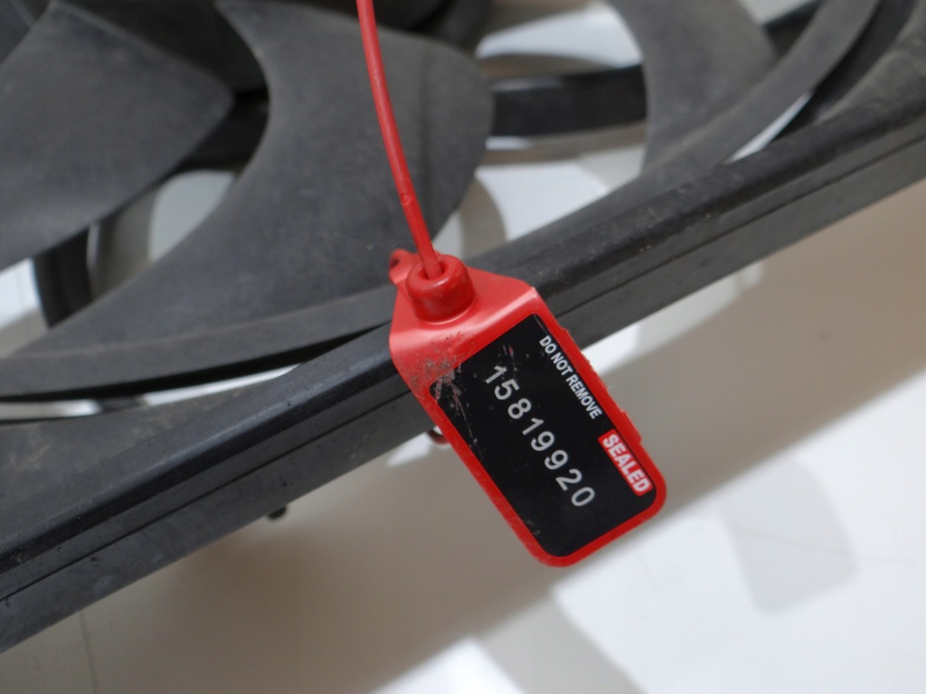 Вентилятор радіатора bmw f20 f21 n47d20c 7640508 Зі Шроту