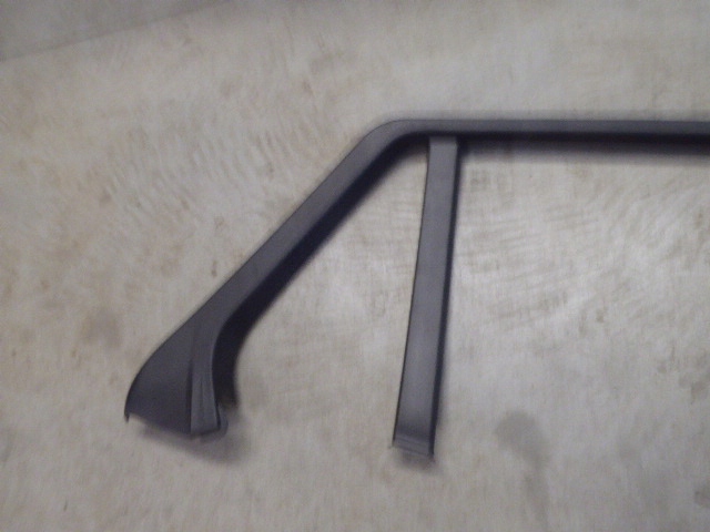 фото №3, E klasa w212 lift рамка стекло дверь задняя левый