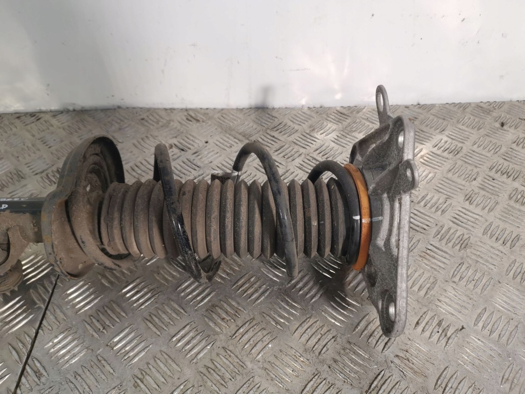 2020 jeep renegade амортизатор задний ze пружина 00521045150 Недорого