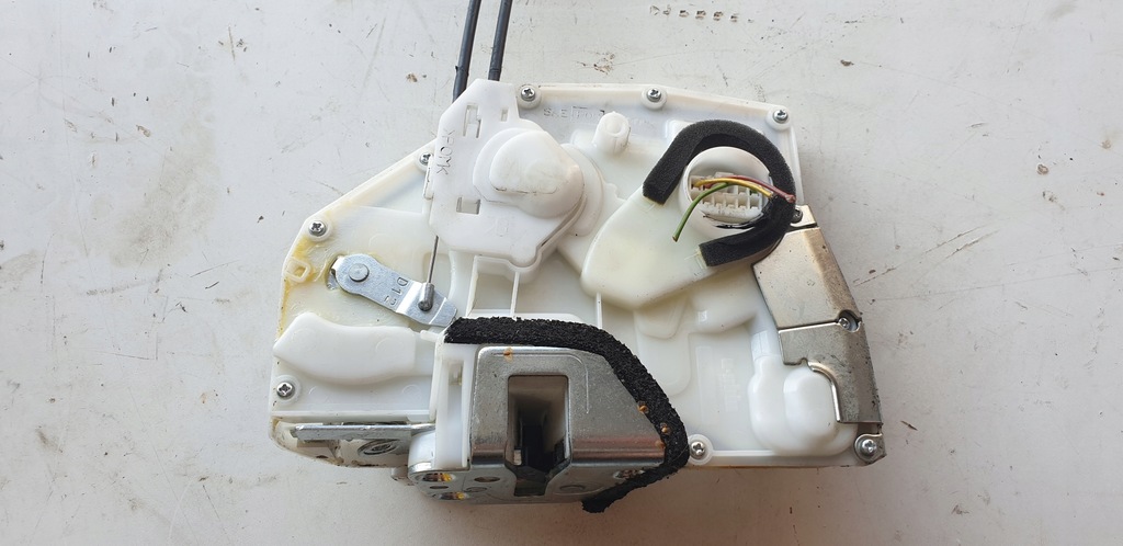 фото №7, Замок дверь правый fiat sedici suzuki sx4 eur 2006- 8pin 82201-79j20/21/22