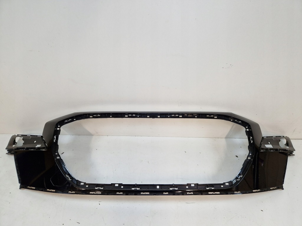 фото №1, Audi q4 etron бампер передній перед 89a807725a