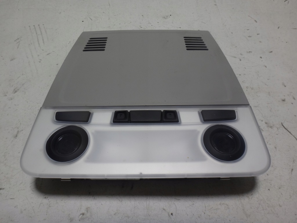 фото №1, Освещение лампа салона bmw e90 e91 e92 x1 e84