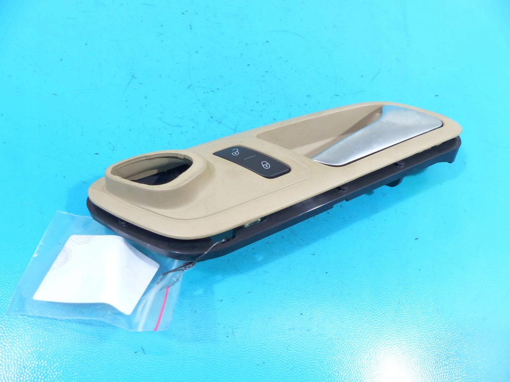 фото №2, Ручка внутрішня задня права vw passat cc lift