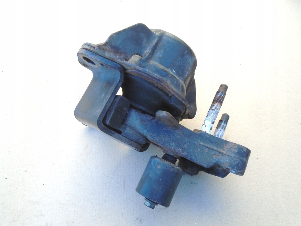 фото №4, Prius i 97-02r кронштейн подушка двигателя