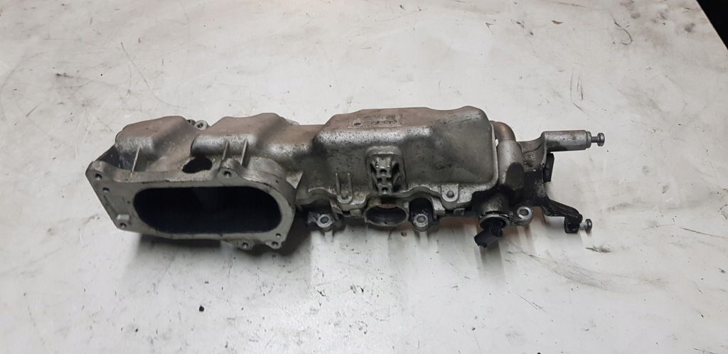 Купити Mercedes b w245 2.0 cdi колектор впускний  a6400901537