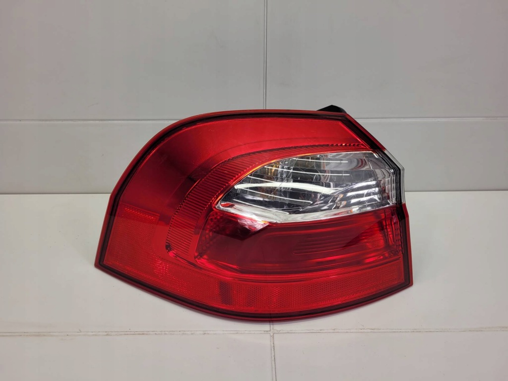 фото №1, Лампа задняя левая сторона kia rio 3 2015 92401-1w2