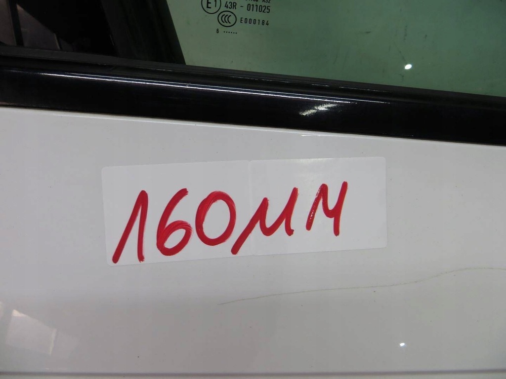 фото №9, Audi a4 b9 дверь правый перед ly9c 14-