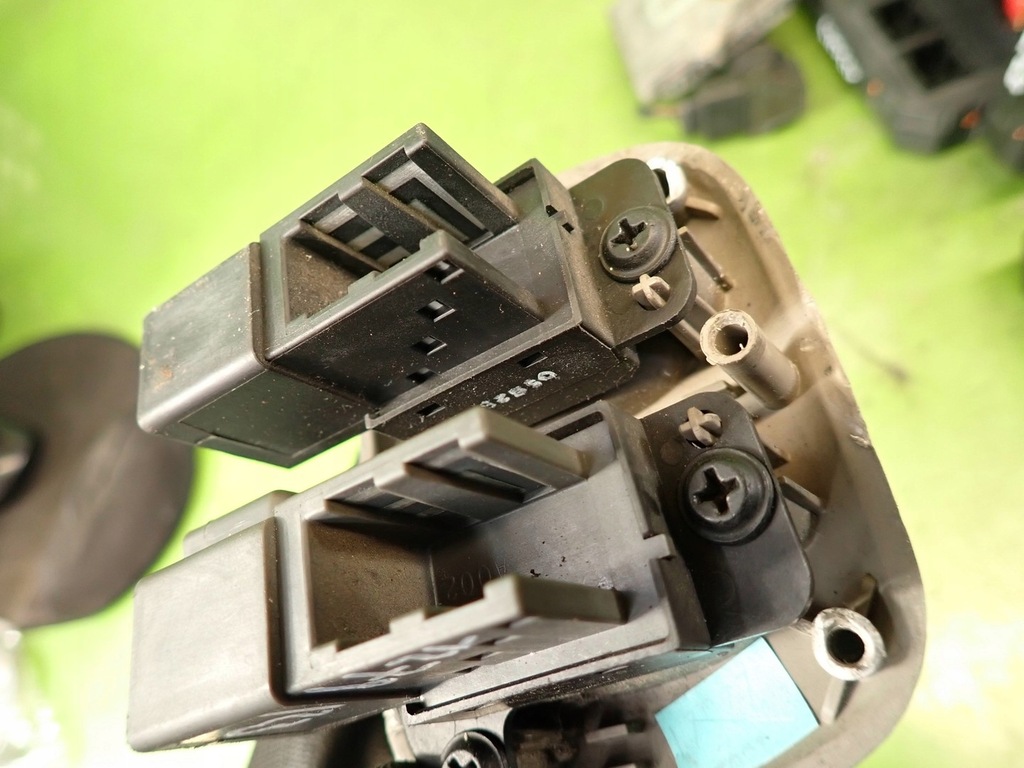 фото №8, Перемикач вікон dodge caravan iv 02r