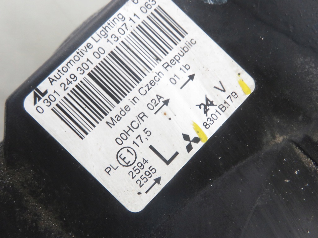 фото №7, Лампа левая передняя mitsubishi colt vi 8301b179