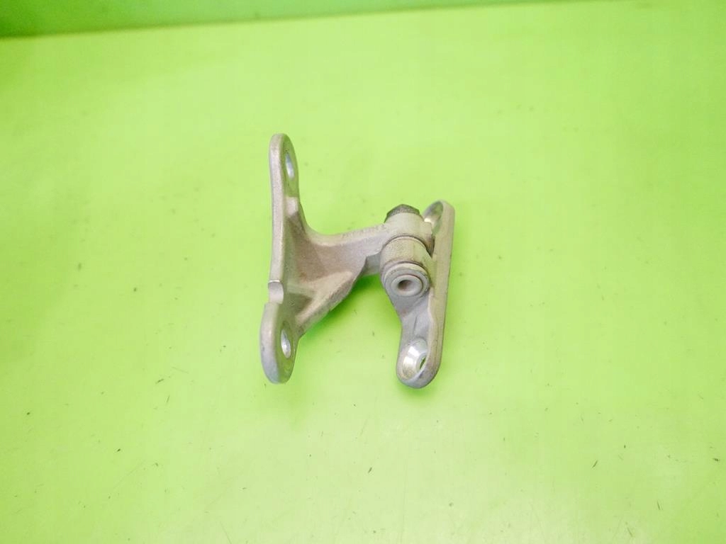 фото №6, Петля дверь правый перед góra mercedes w245 b180