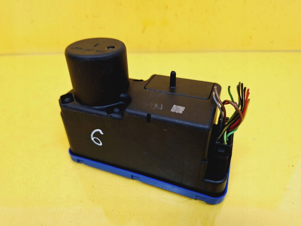 фото №8, Помпа замка центрального 1h0962257a seat ibiza ii nr6