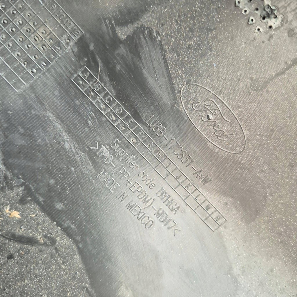 Ford mustang mach-e 20- бампер перед pdc lj8b-17c831-a Недорого